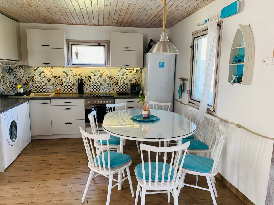 Beachfront Haven - Vízparti Nyaraló - Csopak