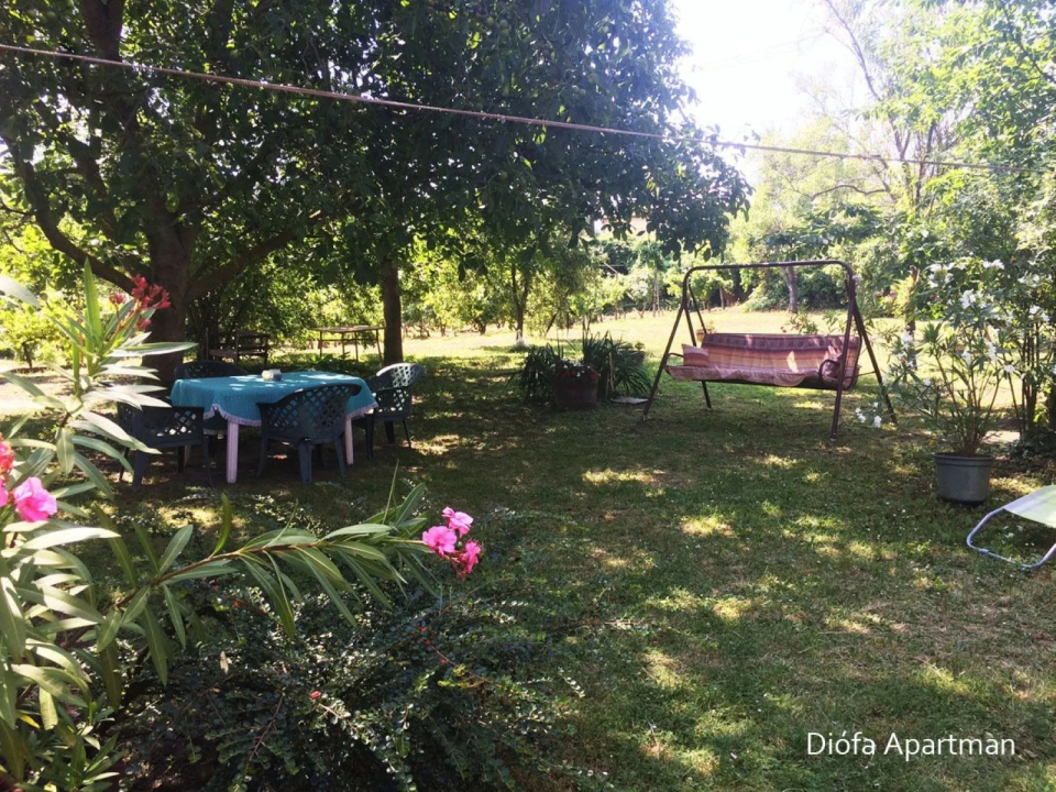 Diófa Apartman - Badacsonytomaj
