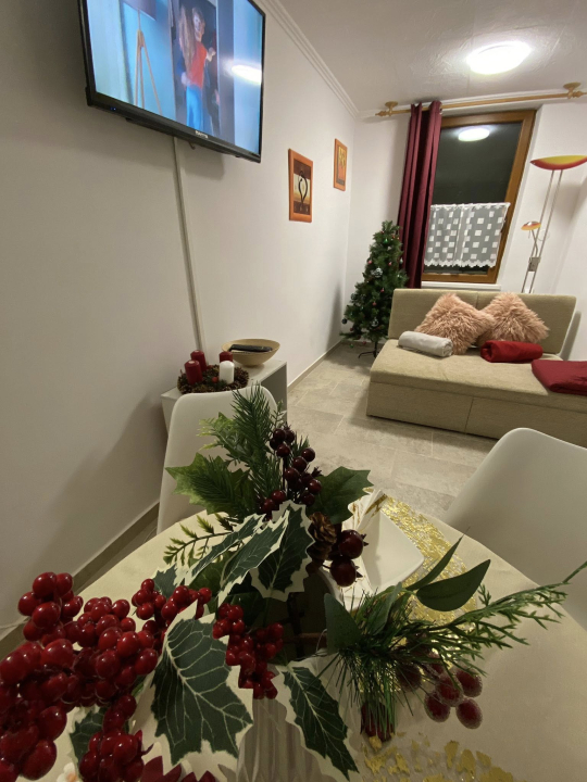 FLÓRA VENDÉGHÁZ - Lovas