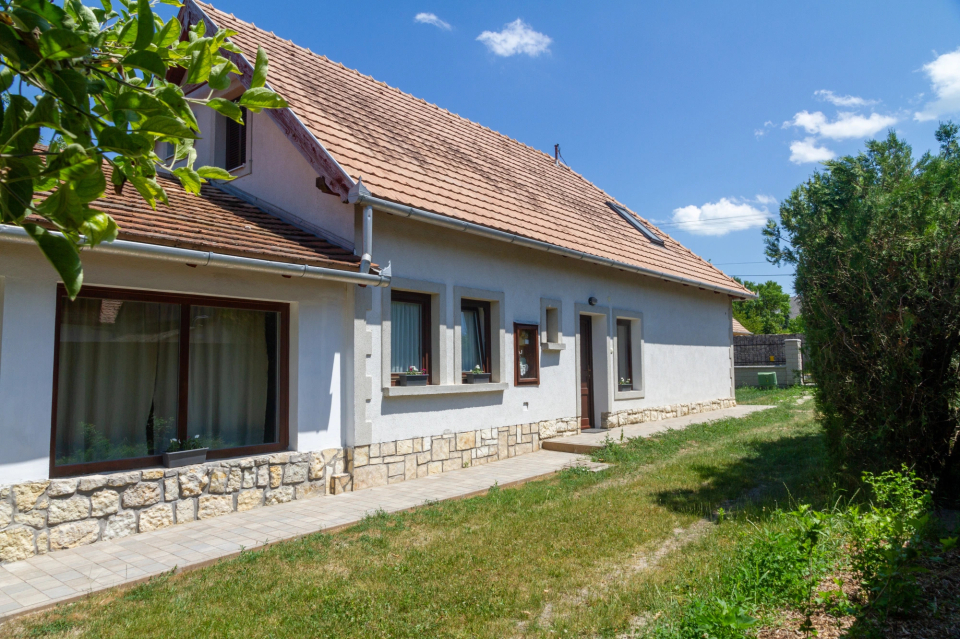 Főnix Ház