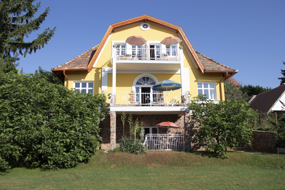 Gyöngyöm Apartman