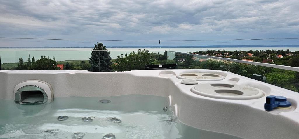 HORIZONT Apartman - Alsóörs