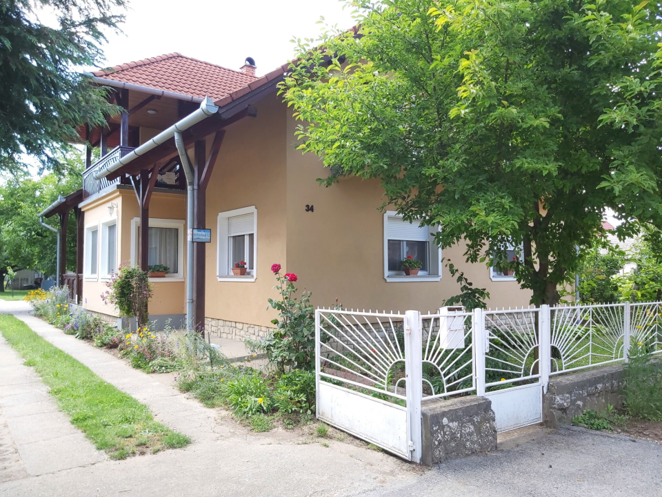Ica Vendégház
