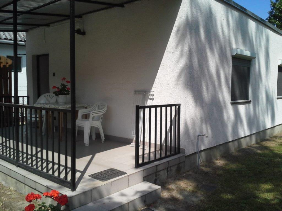 Kiss Apartmanház Zamárdi