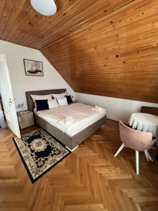 Leander Vendégház - Keszthely