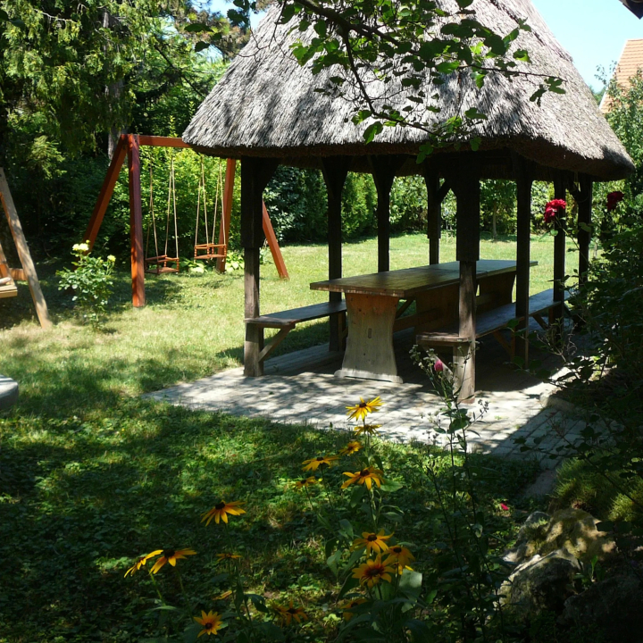Porkoláb Apartmanház - Gyenesdiás